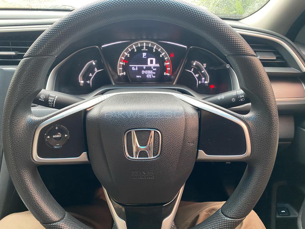 Honda Civic 2016 for Sale in Islamabad Honda Civic 2016 for Sale in Islamabad Image-4