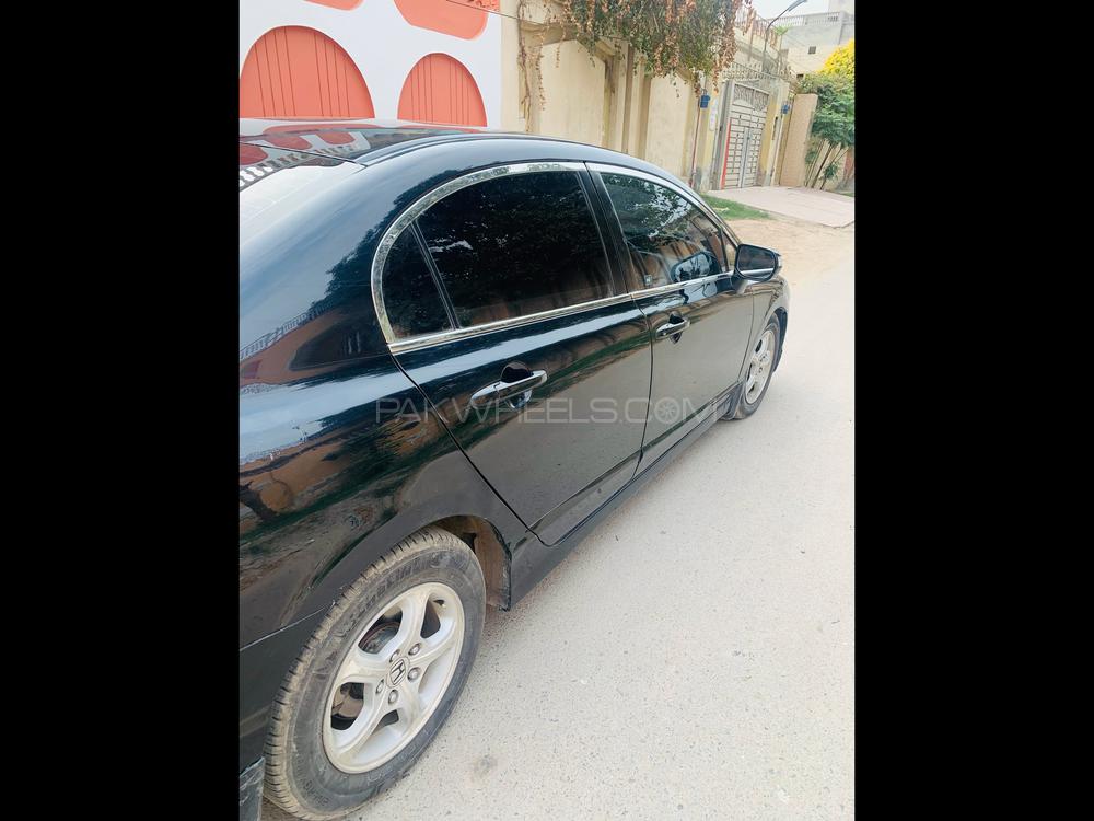 Honda Civic 2010 for Sale in Multan Honda Civic 2010 for Sale in Multan Image-4