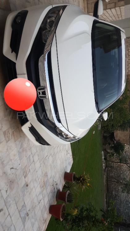 Honda Civic 2018 for Sale in Peshawar Honda Civic 2018 for Sale in Peshawar Image-4