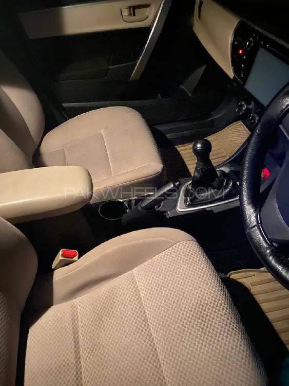 Toyota Corolla 2016 for Sale in Lahore Image-1