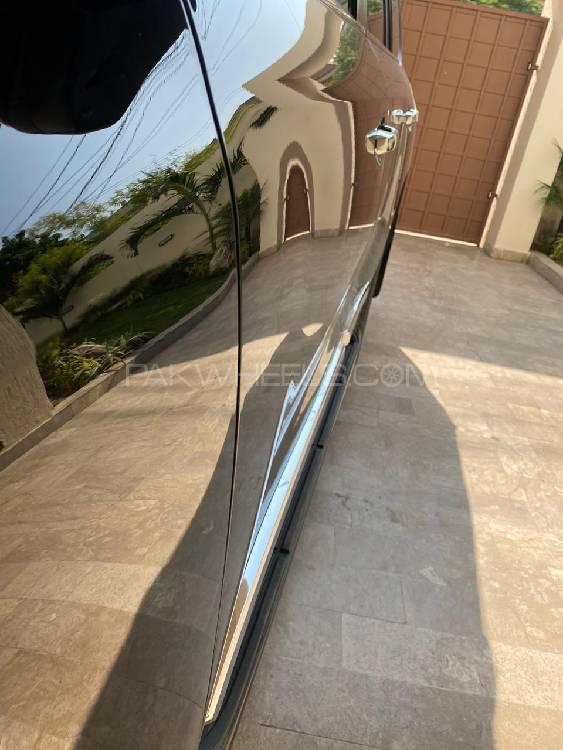 Toyota Land Cruiser 2015 for Sale in Karachi Toyota Land Cruiser 2015 for Sale in Karachi Image-7