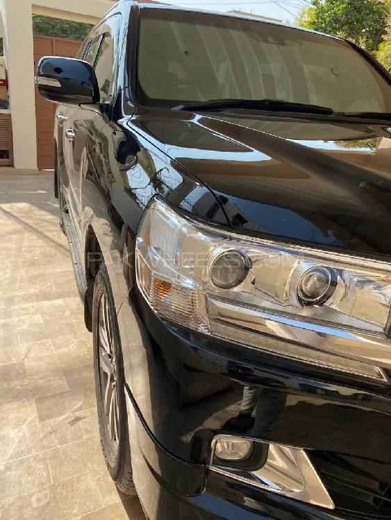 Toyota Land Cruiser 2015 for Sale in Karachi Toyota Land Cruiser 2015 for Sale in Karachi Image-6