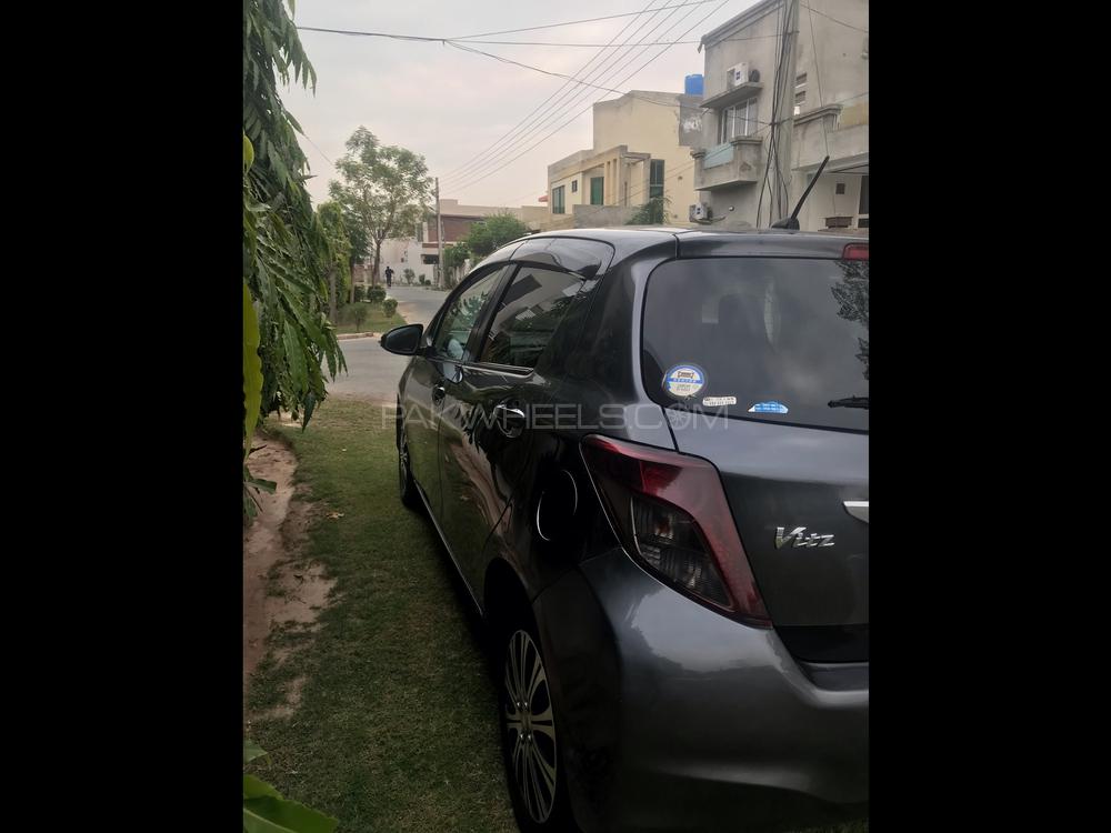 Toyota Vitz 2014 for Sale in Lahore Toyota Vitz 2014 for Sale in Lahore Image-4