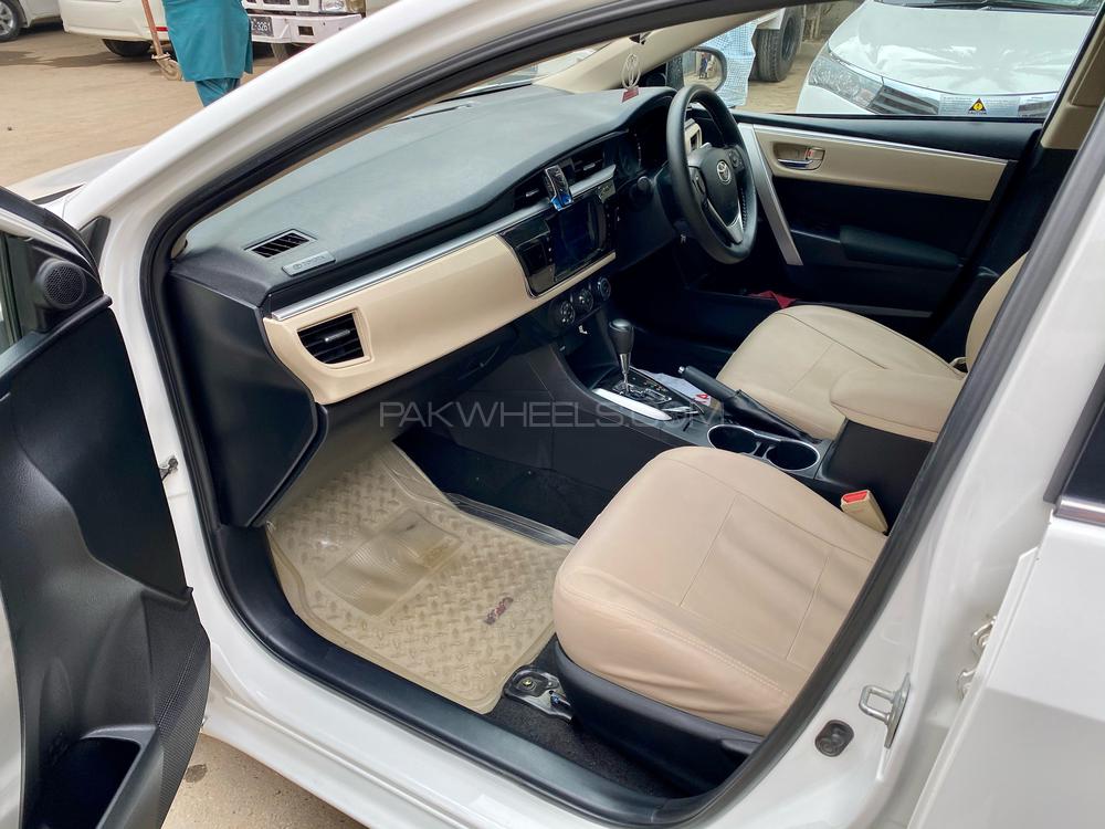 Toyota Corolla 2017 for Sale in Karachi Toyota Corolla 2017 for Sale in Karachi Image-8