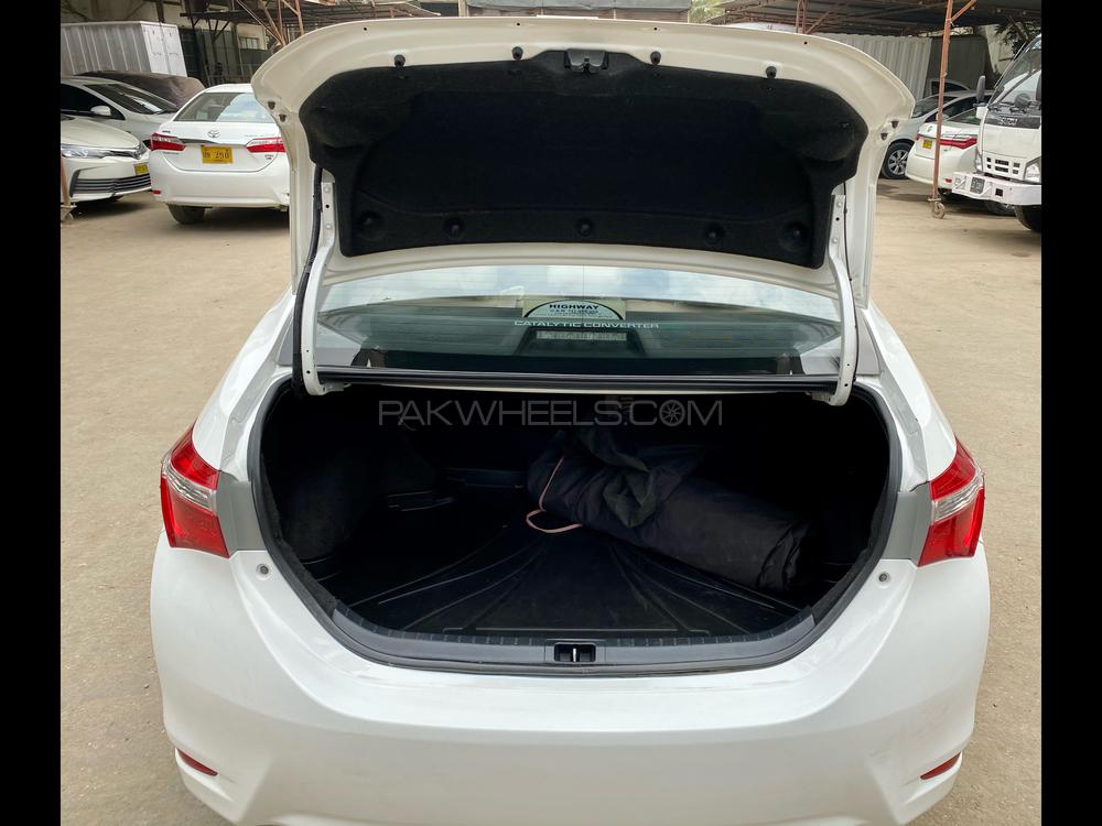 Toyota Corolla 2017 for Sale in Karachi Toyota Corolla 2017 for Sale in Karachi Image-13