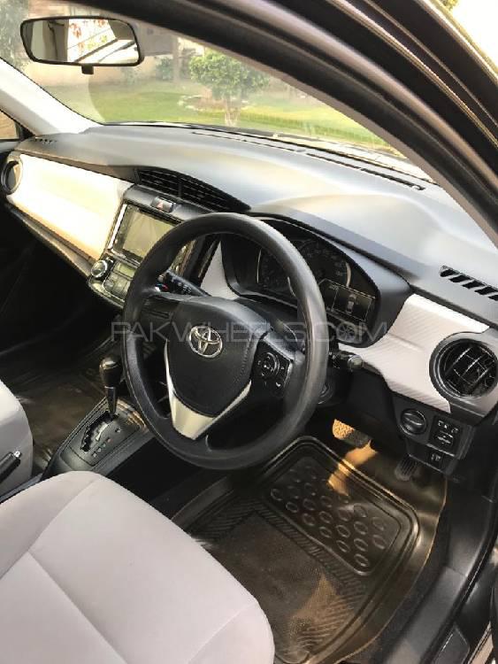 Toyota Corolla Axio 2016 for Sale in Lahore Toyota Corolla Axio 2016 for Sale in Lahore Image-4