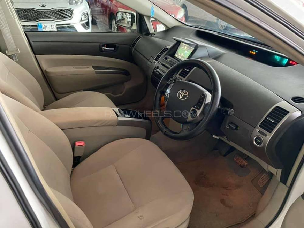 Toyota Prius 2007 for Sale in Peshawar Toyota Prius 2007 for Sale in Peshawar Image-8