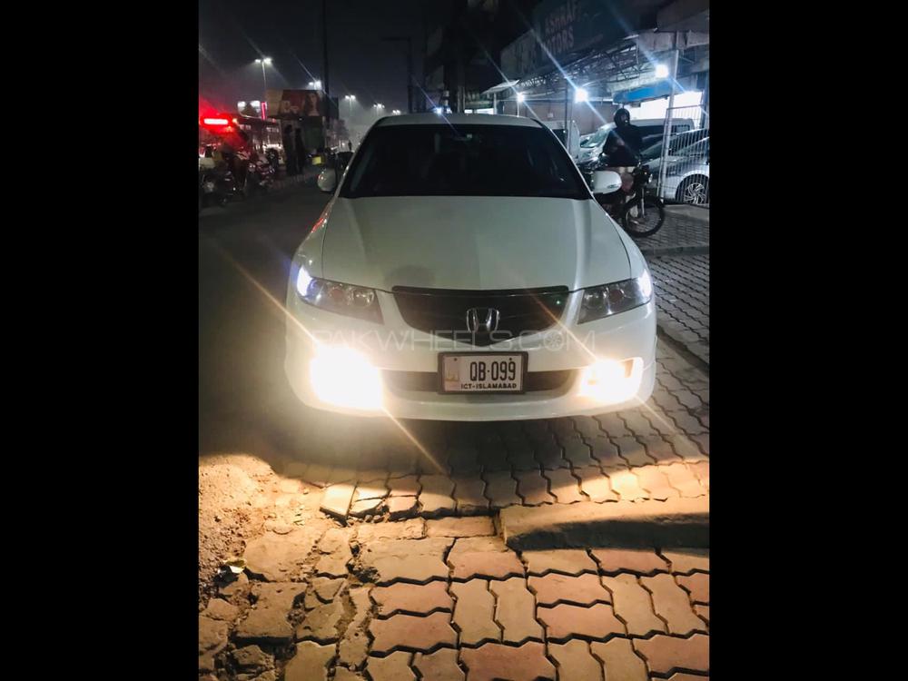 Honda Accord 2002 for Sale in Islamabad Image-1