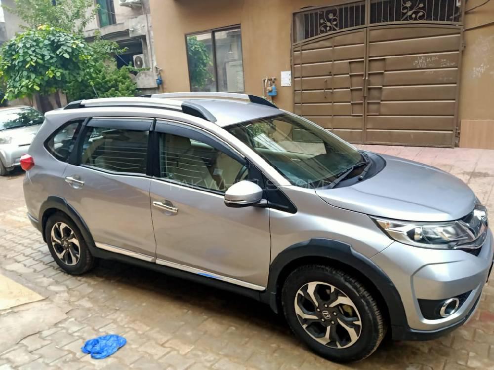 Honda BR-V 2018 for Sale in Lahore Image-1