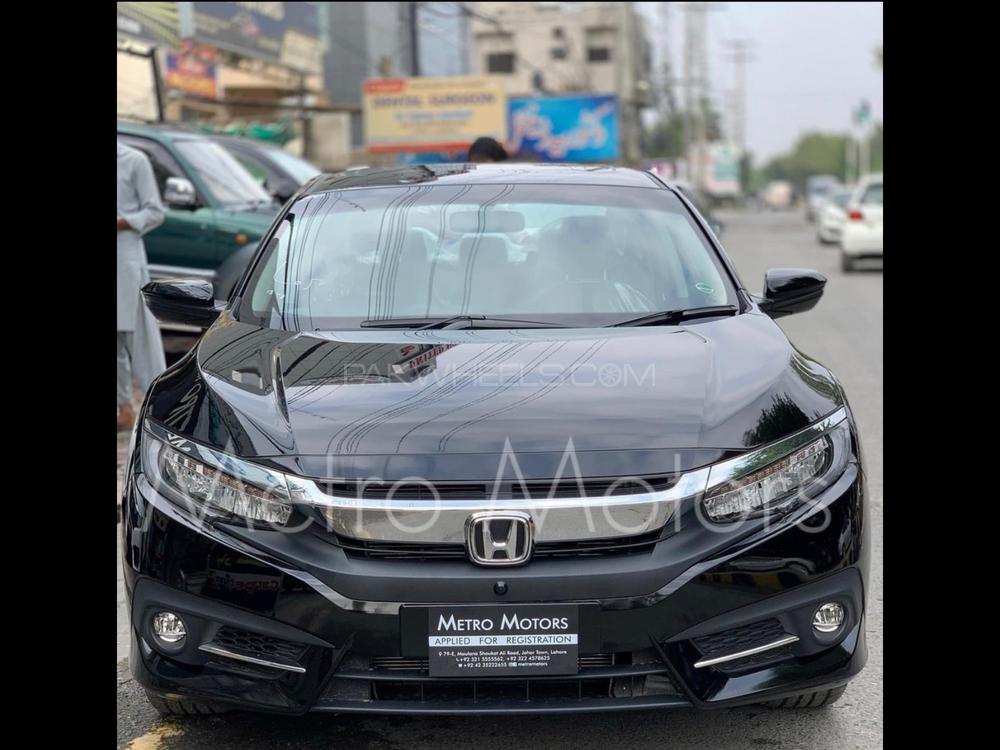Honda Civic 2020 for Sale in Lahore Image-1