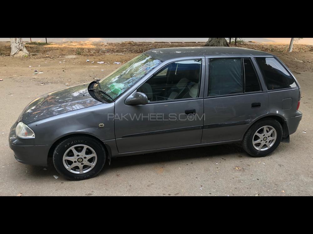 Suzuki Cultus 2010 for Sale in Karachi Suzuki Cultus 2010 for Sale in Karachi Image-4