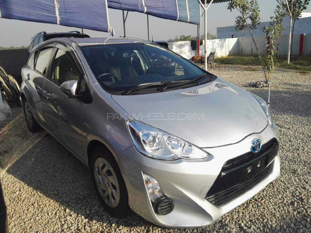 Toyota Aqua 2017 for Sale in Swabi Toyota Aqua 2017 for Sale in Swabi Image-3