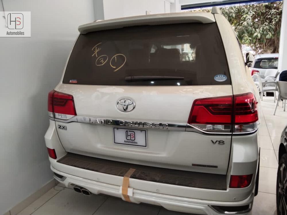 ٹویوٹا لینڈ کروزر 2020 for Sale in کراچی ٹویوٹا لینڈ کروزر 2020 for Sale in کراچی Image-4