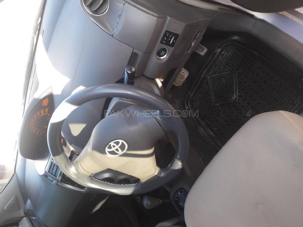 Toyota Vitz 2010 for Sale in Peshawar Toyota Vitz 2010 for Sale in Peshawar Image-4