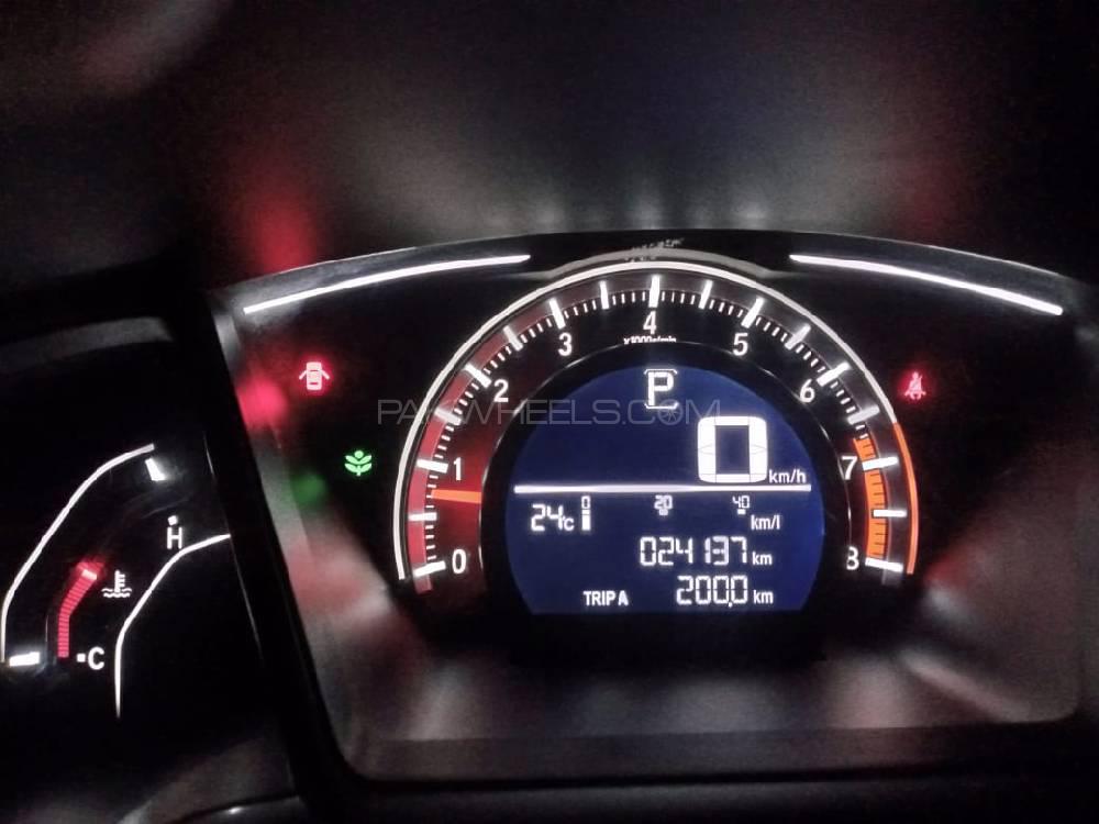 Honda Civic 2018 for Sale in Karachi Image-1