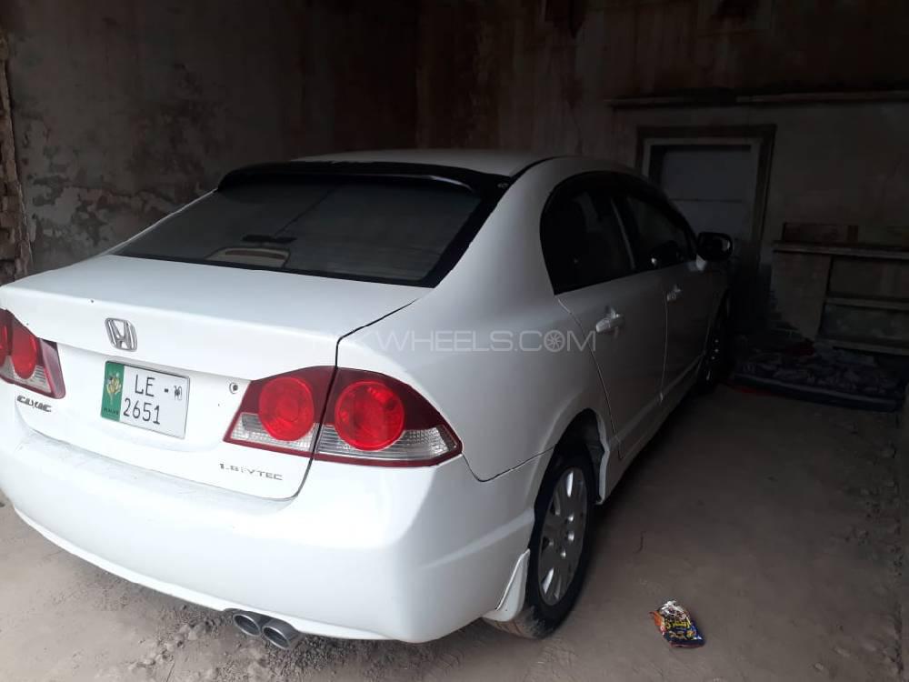 Honda Civic 2010 for Sale in Faisalabad Honda Civic 2010 for Sale in Faisalabad Image-3