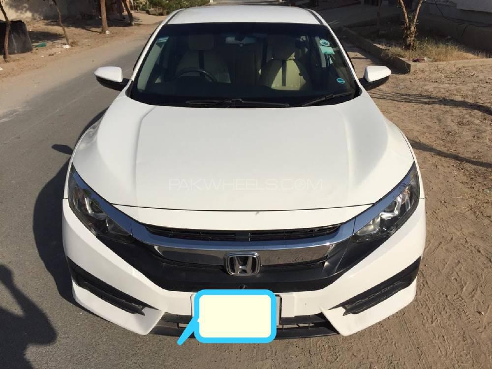 Honda Civic 2016 for Sale in Burewala Image-1