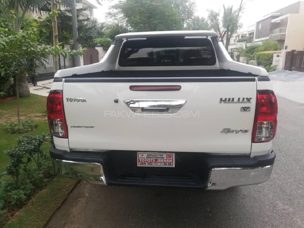 Toyota Hilux 2019 for Sale in Lahore Toyota Hilux 2019 for Sale in Lahore Image-3