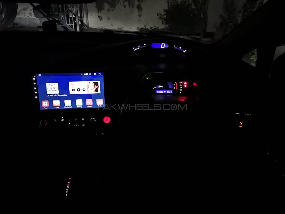 Honda Civic 2011 for Sale in Haripur Honda Civic 2011 for Sale in Haripur Image-17