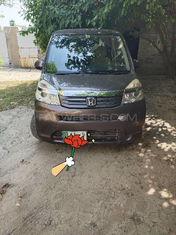 Honda Life 2016 for Sale in Faisalabad Image-1