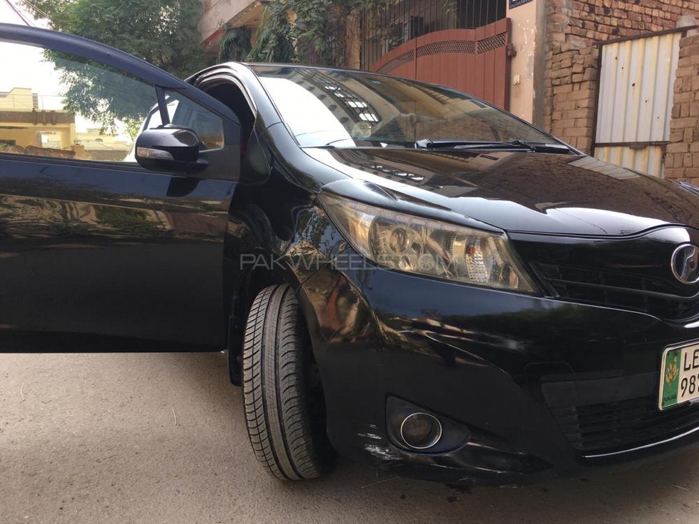 Toyota Vitz 2012 for Sale in Faisalabad Toyota Vitz 2012 for Sale in Faisalabad Image-6