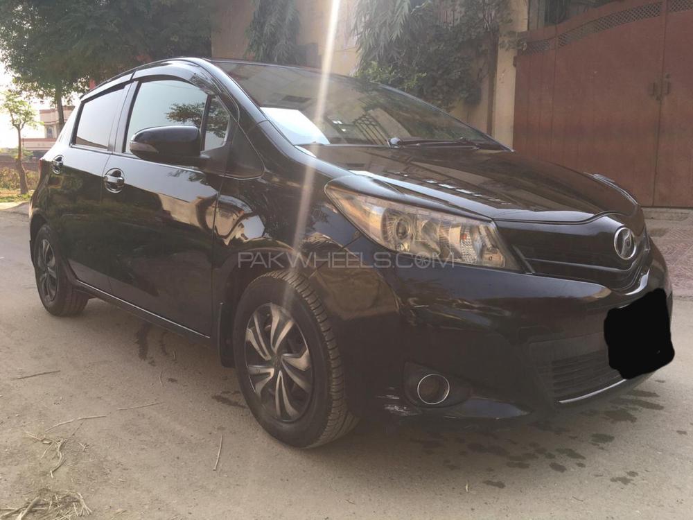 Toyota Vitz 2012 for Sale in Faisalabad Toyota Vitz 2012 for Sale in Faisalabad Image-7