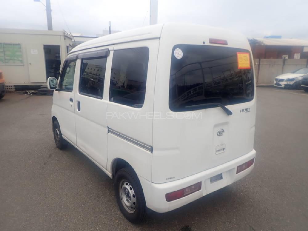 Daihatsu Hijet 2015 for Sale in Karachi Daihatsu Hijet 2015 for Sale in Karachi Image-4