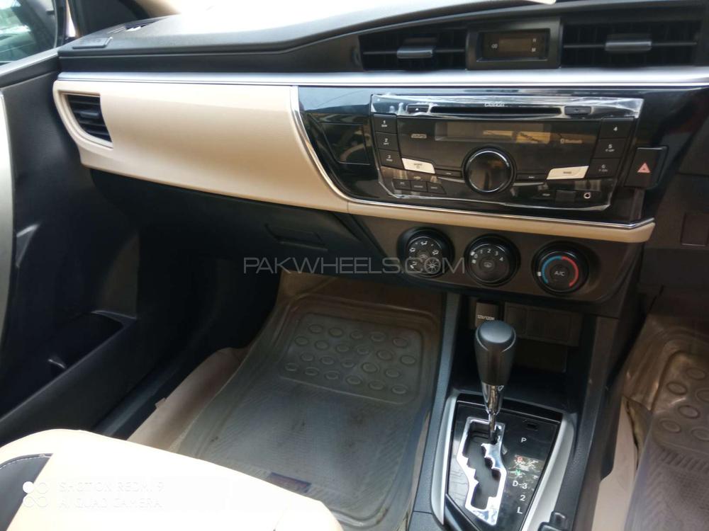 Toyota Corolla 2017 for Sale in Lahore Toyota Corolla 2017 for Sale in Lahore Image-8