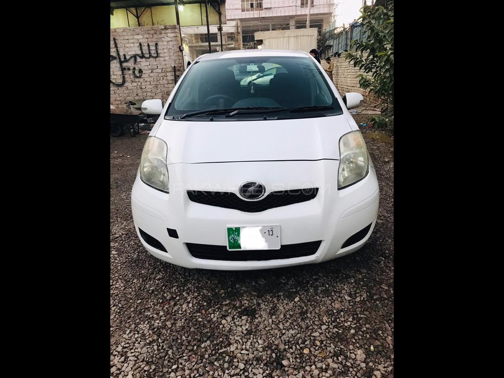 Toyota Vitz 2010 for Sale in Peshawar Image-1