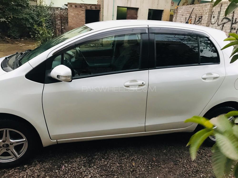 Toyota Vitz 2010 for Sale in Peshawar Toyota Vitz 2010 for Sale in Peshawar Image-8