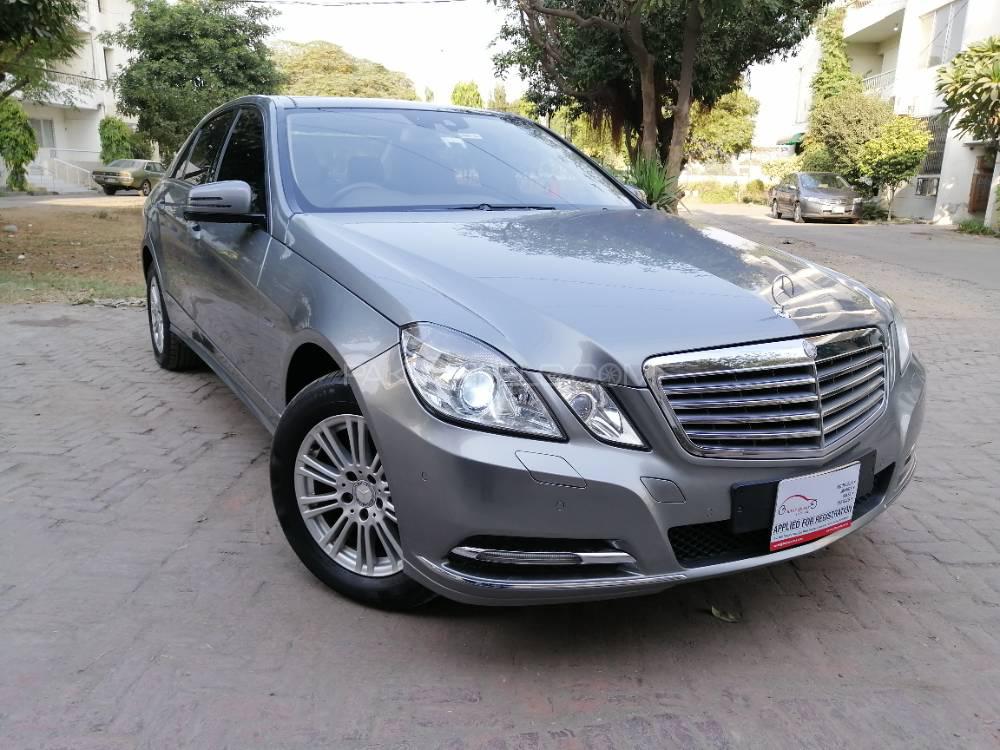 Mercedes Benz E Class 2012 for Sale in Lahore Image-1