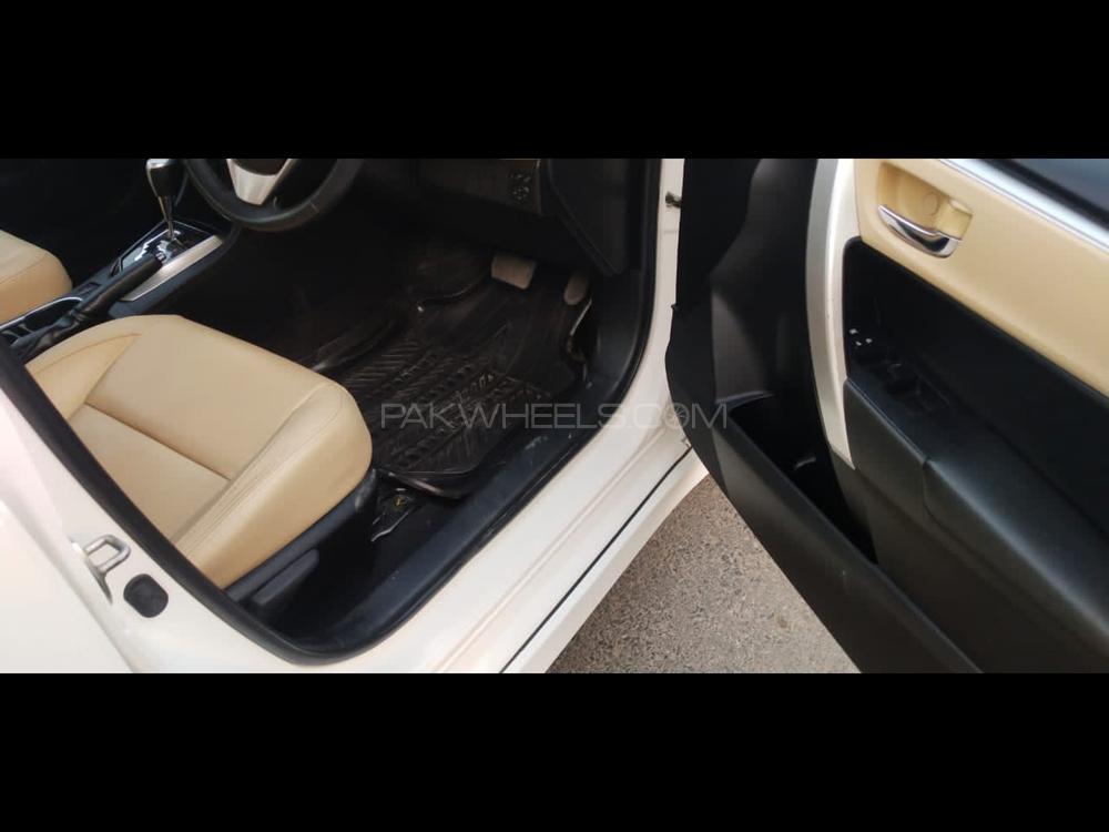Toyota Corolla 2018 for Sale in Islamabad Toyota Corolla 2018 for Sale in Islamabad Image-14