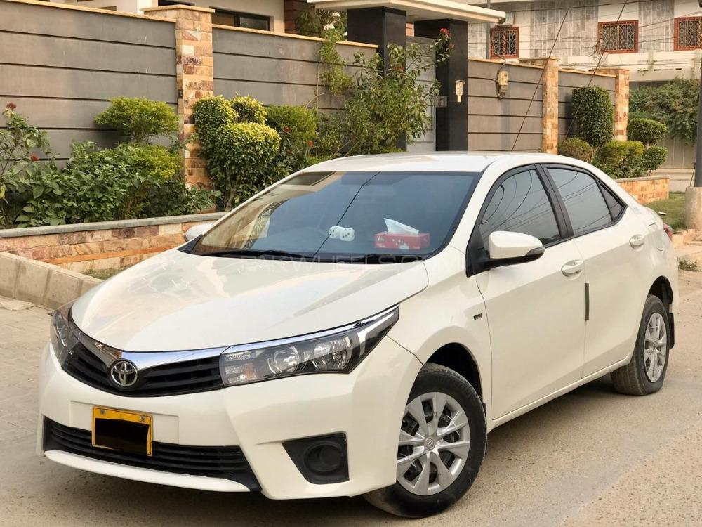 Toyota Corolla 2017 for Sale in Karachi Image-1