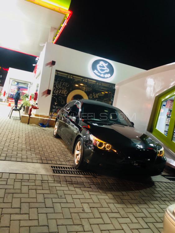 BMW 5 Series 2004 for Sale in Islamabad BMW 5 Series 2004 for Sale in Islamabad Image-3