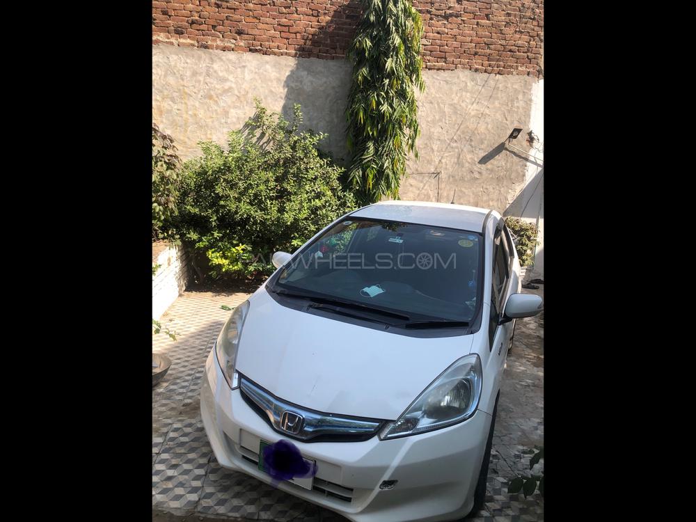 Honda Fit 2012 for Sale in Lahore Image-1
