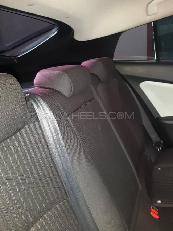 Toyota Prius 2016 for Sale in Sargodha Toyota Prius 2016 for Sale in Sargodha Image-17