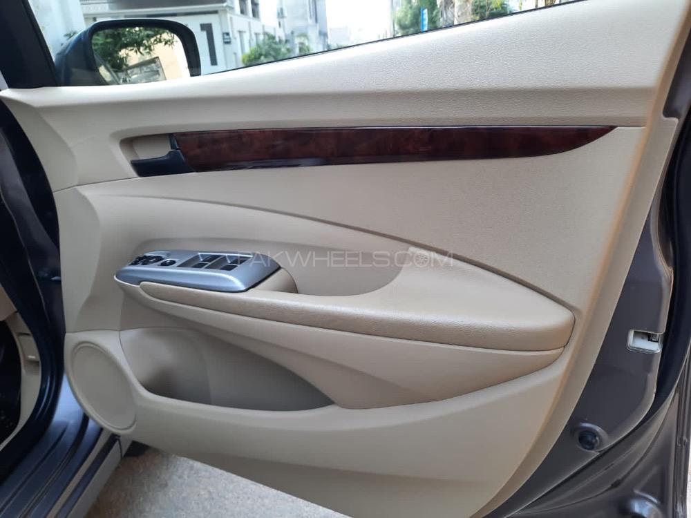 Honda City 2018 for Sale in Lahore Honda City 2018 for Sale in Lahore Image-18