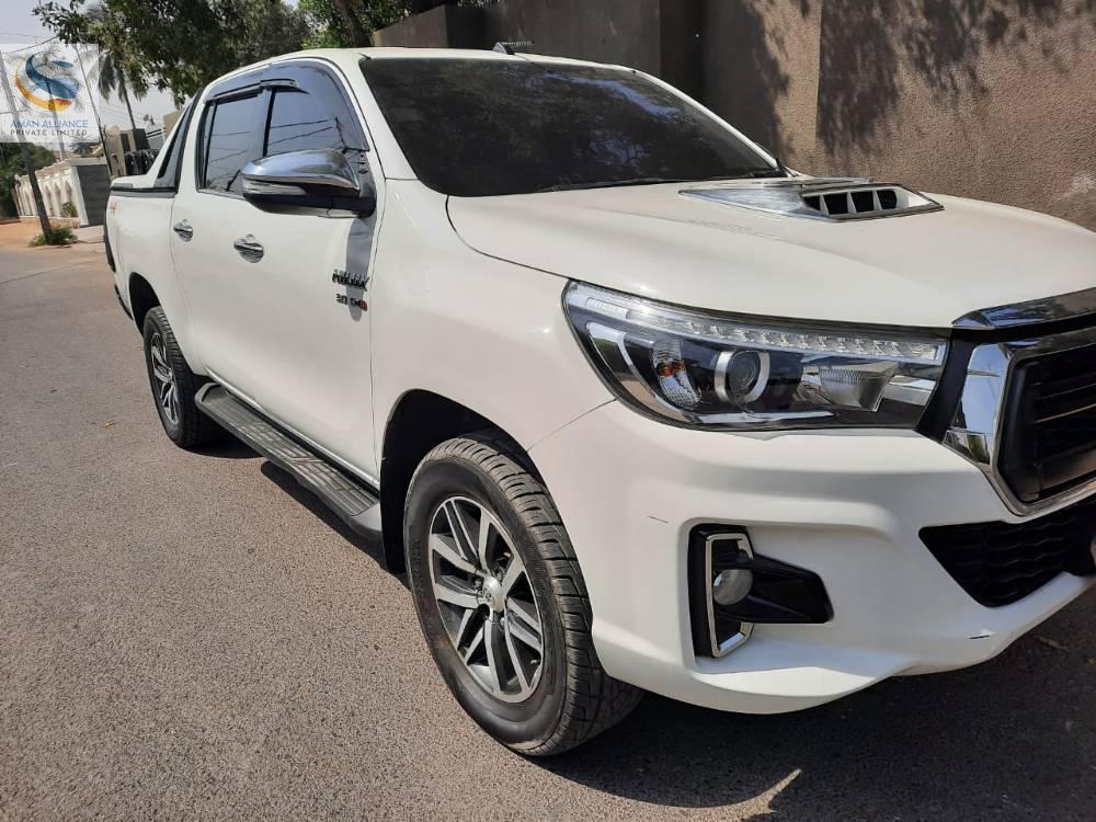 ٹویوٹا ہائیلکس 2019 for Sale in کراچی Image-1