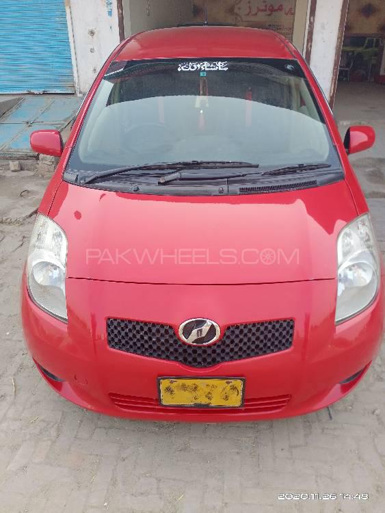 Toyota Vitz 2007 for Sale in Chishtian Image-1