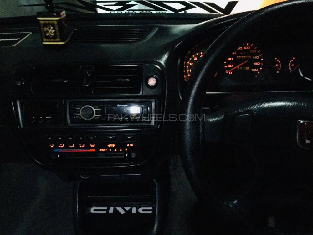 Honda Civic 1997 for Sale in Multan Honda Civic 1997 for Sale in Multan Image-6