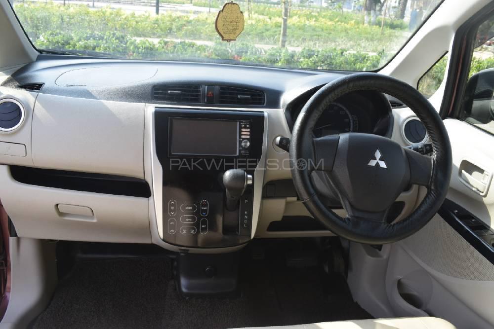 Mitsubishi Ek Wagon 2014 for Sale in Lahore Mitsubishi Ek Wagon 2014 for Sale in Lahore Image-8