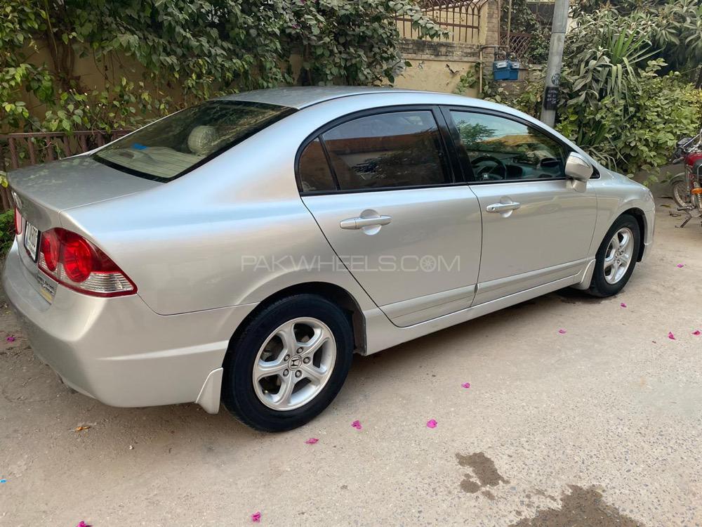 Honda Civic 2010 for Sale in Islamabad Image-1
