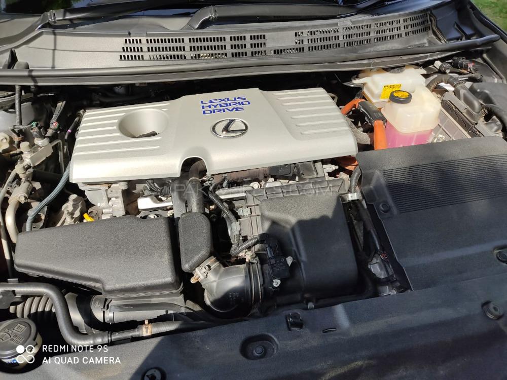 Lexus CT200h 2013 for Sale in Karachi Lexus CT200h 2013 for Sale in Karachi Image-11