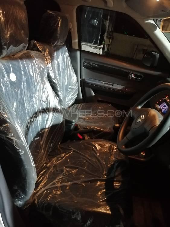 Suzuki Swift 2020 for Sale in Sialkot Suzuki Swift 2020 for Sale in Sialkot Image-8