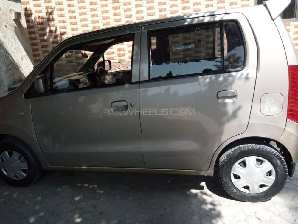 Suzuki Wagon R 2014 for Sale in Peshawar Suzuki Wagon R 2014 for Sale in Peshawar Image-7
