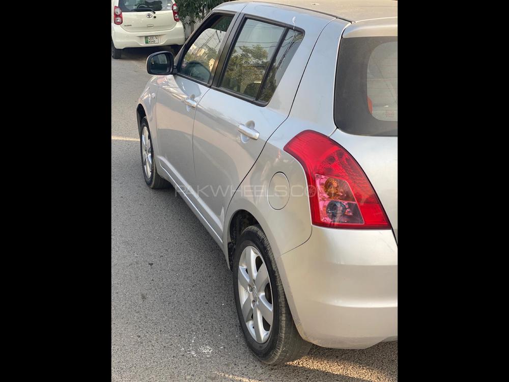 Suzuki Swift 2015 for Sale in Lahore Image-1