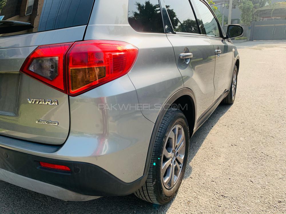 Suzuki Vitara 2017 for Sale in Lahore Suzuki Vitara 2017 for Sale in Lahore Image-7