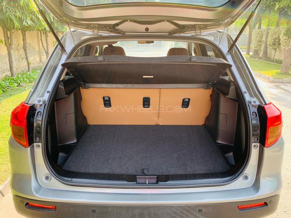 Suzuki Vitara 2017 for Sale in Lahore Suzuki Vitara 2017 for Sale in Lahore Image-16