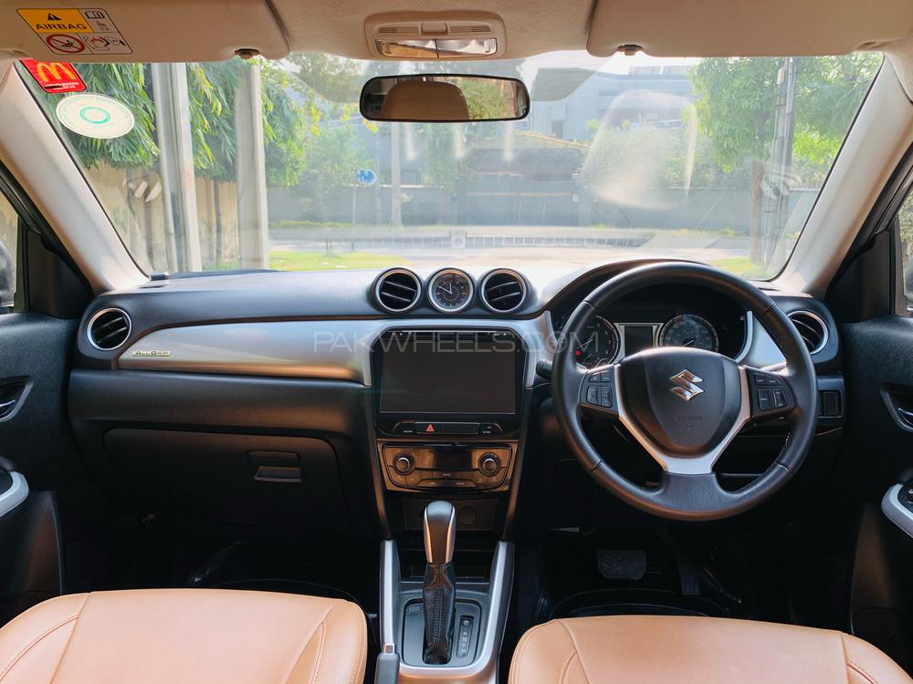 Suzuki Vitara 2017 for Sale in Lahore Suzuki Vitara 2017 for Sale in Lahore Image-17