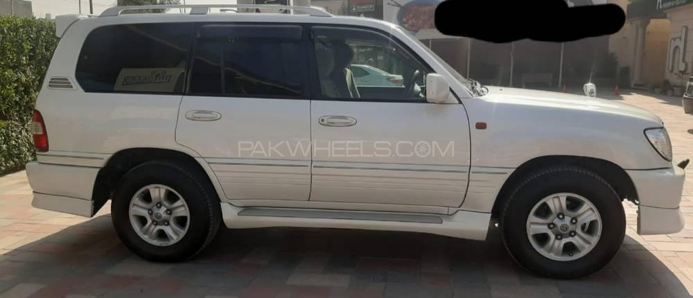 Toyota Land Cruiser 2004 for Sale in Lahore Image-1